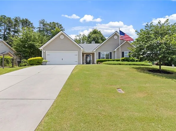 521 Embassy Walk, Winder, GA 30680