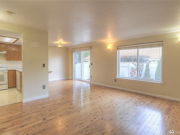 4th image of 6102 Laguna Ln SE