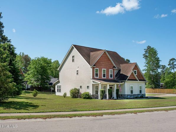101 Birdsong Court, Aberdeen, NC 28315
