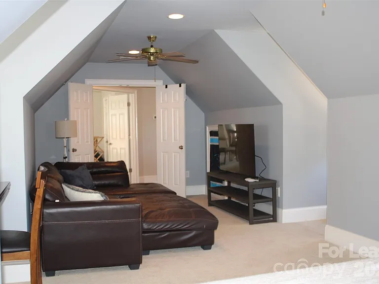 17404 Summer Place Dr — Photo 22
