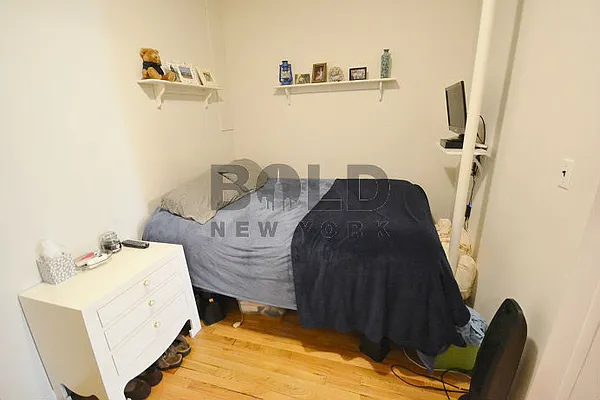 Rented by Bold New York | media 20