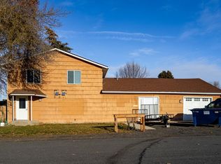 301 W Glover St, Harrington, WA 99134