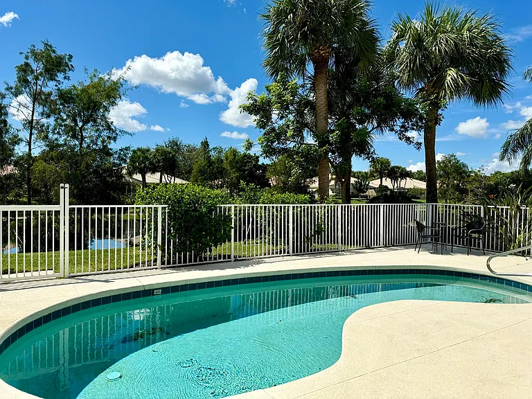 8262 Dominica Pl — Photo 5