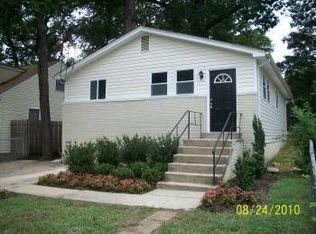 517 Cedarleaf Ave, Capitol Heights, MD 20743