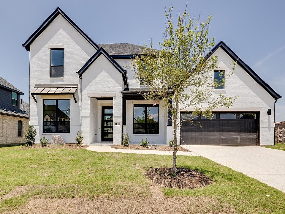 1st image of 1810 Firefly Dr