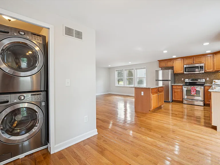 84 Vernier Rd #1F — Photo 6