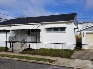 2 W 6th St, Marcus Hook, PA 19061