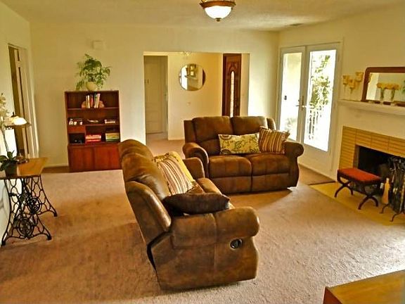 Spacious Living Room..