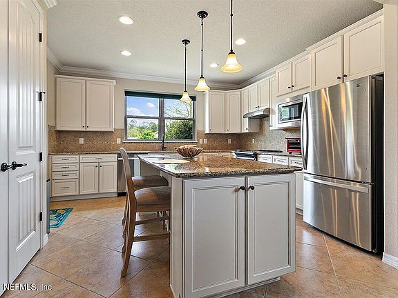 3rd image of 86 Wood Meadows Way