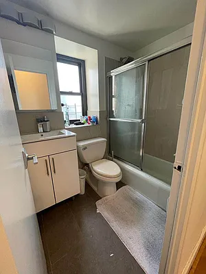 Rented by Olympia House Delaware LP | media 109