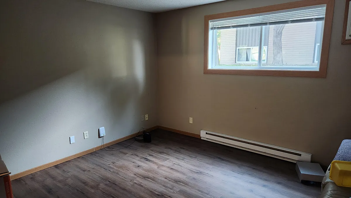 Building Photo - 403 W Short St #6