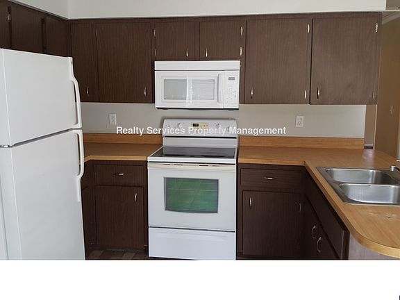 4th image of 3227A Broadway