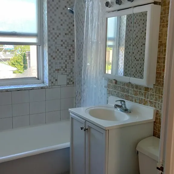 3121 W Foster Ave #3 — Photo 11