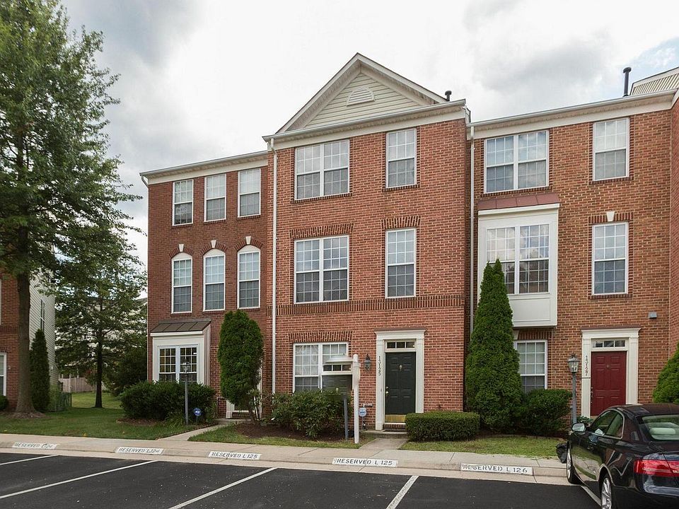1st image of 13125 Park Crescent Cir