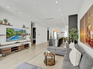 164 NW 52nd St #ID1632319P, Miami, FL 33127