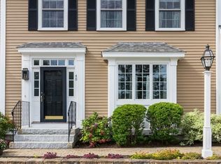 4 Derby Ln UNIT B, Salisbury, MA 01952