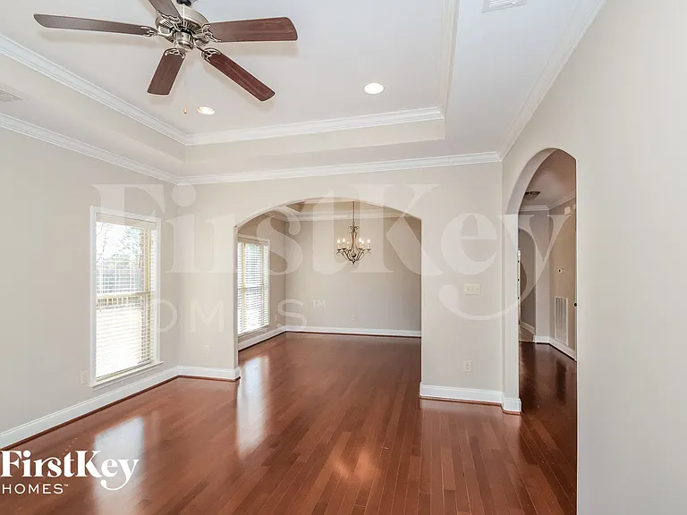 7706 Authur Dr — Photo 4