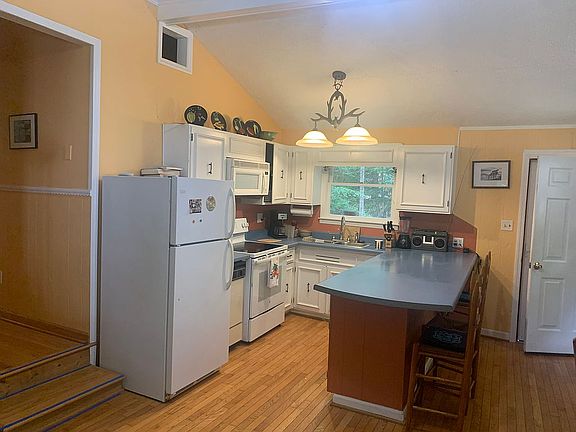 Kitchen and hallway to bdrms