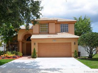 1147 NW 144th Ter, Pembroke Pines, FL 33028