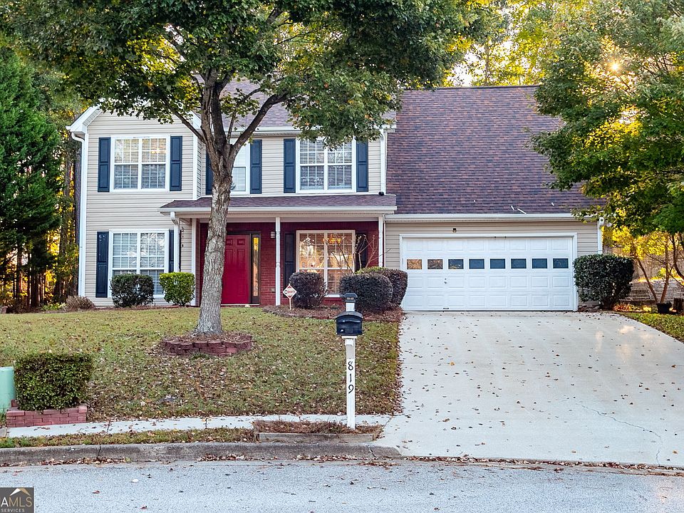 1st image of 819 Simon Way