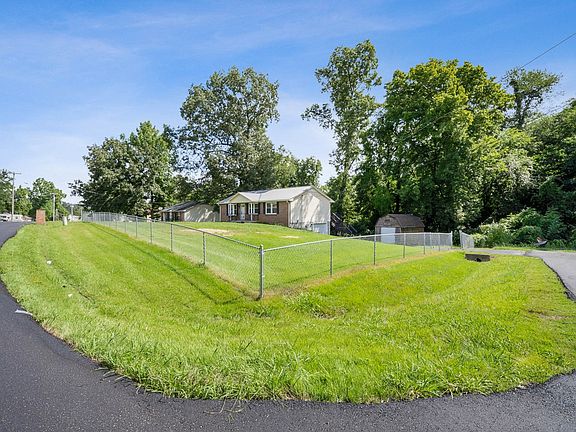 2nd image of 397 Lillie Belle Ln