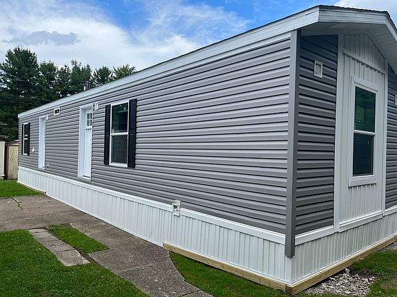 2nd image of 9735 Chillicothe Rd #33