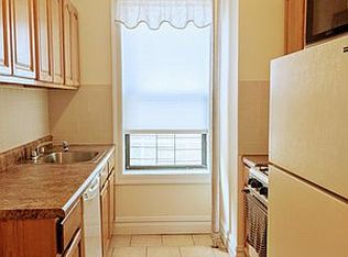 22-69 41st St #4A, Astoria, NY 11105