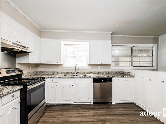 4th image of 3477 Dawn Dr