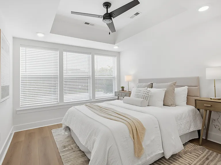 3963 Clifton Ave — Photo 14