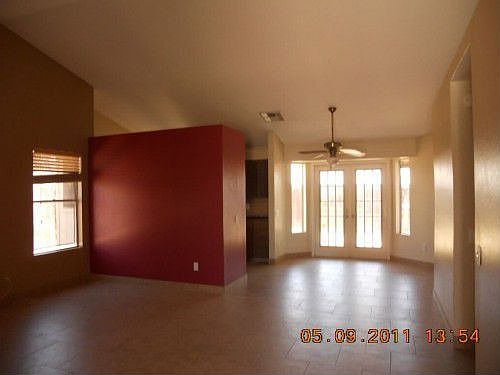 1st image of 3405 W Potter Dr