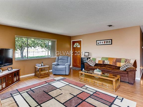 5th image of 2132 Castleberry Ln