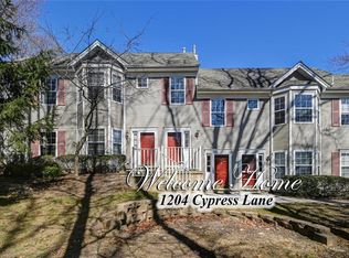 1204 Cypress Ln #4, East Brunswick, NJ