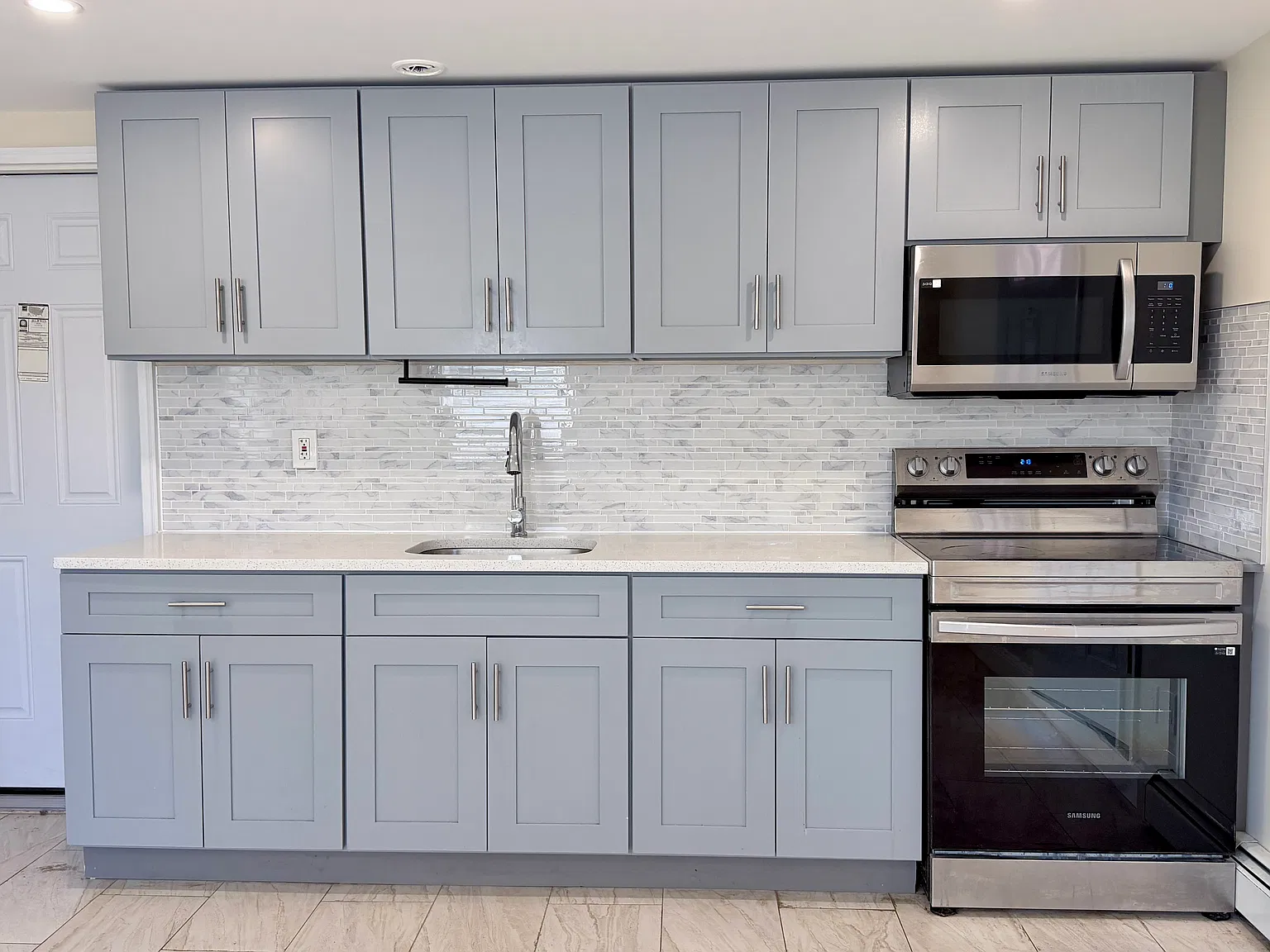 2 bed, $2,500 — Photo 1