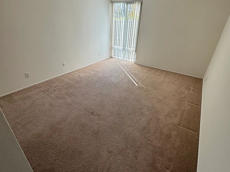 Kula Kai Apartments — Photo 19