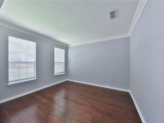 4th image of 4420 Staten Island Dr