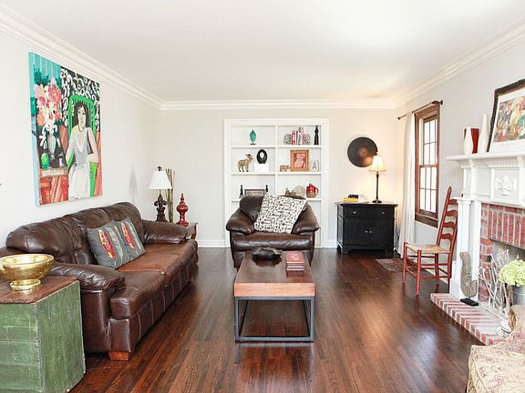 Living, right of entry