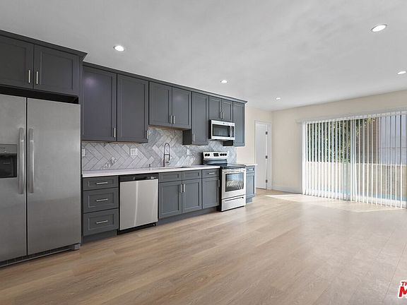2nd image of 1821 S Bentley Ave APT 302
