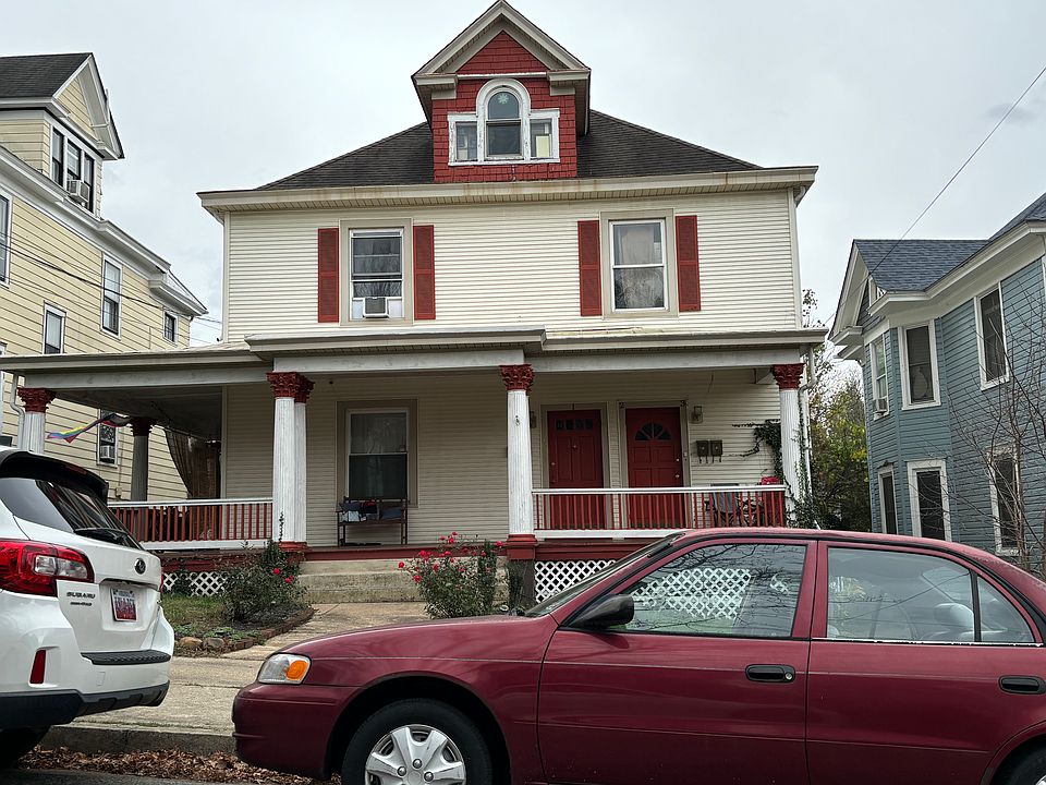 1st image of 606 Allison Ave SW #1