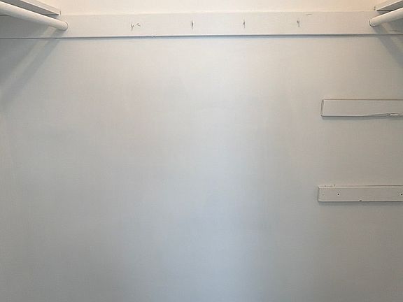 2nd image of 917 Georgia St APT 5