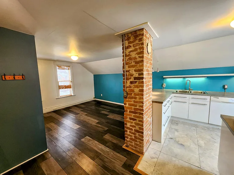 328 College Ave #1/2 — Photo 10