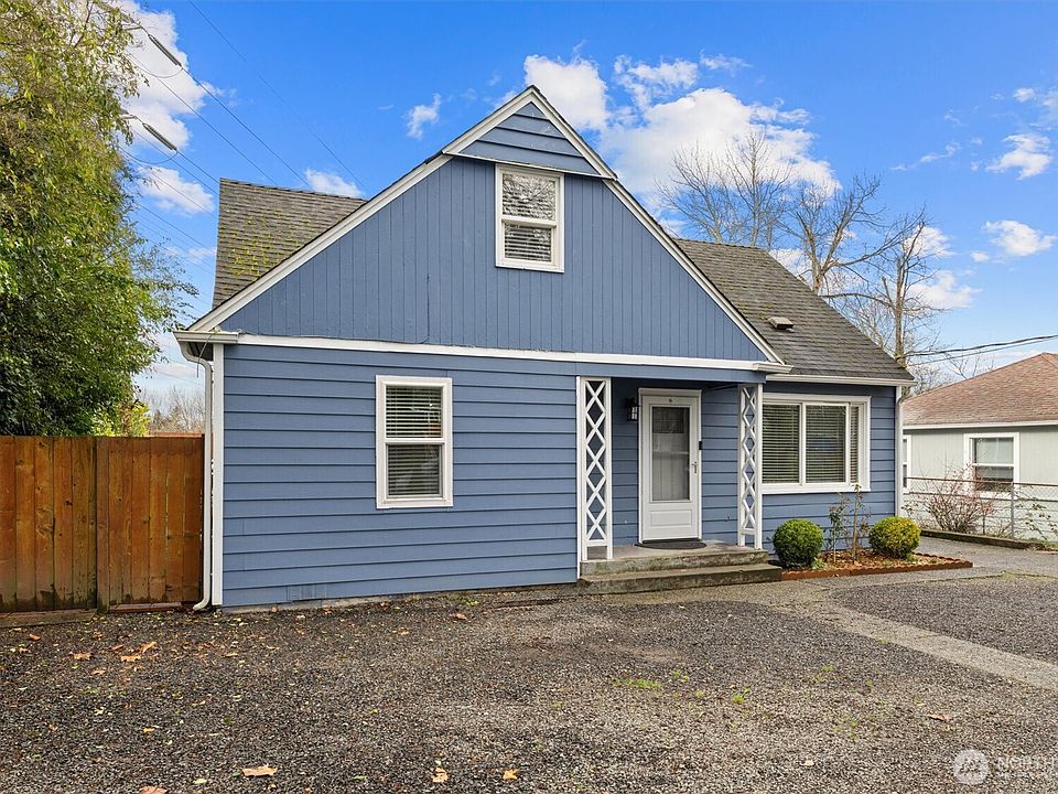 1st image of 12067 Renton Avenue S