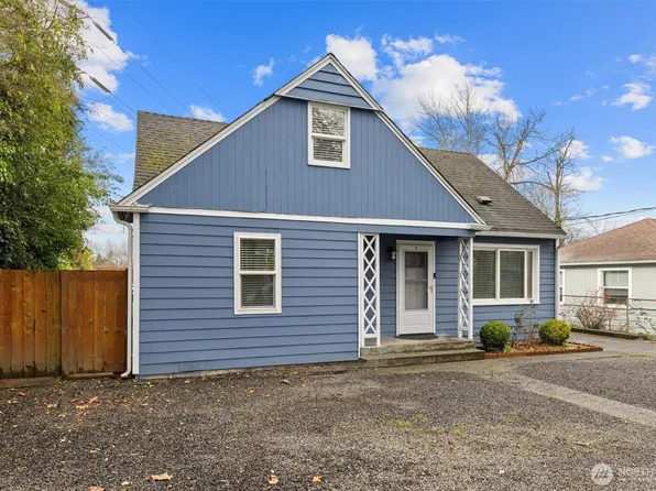 12067 Renton Avenue S, Seattle, WA 98178