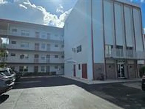 4000 NW 44th Avenue #210, Lauderdale Lakes, FL 33319