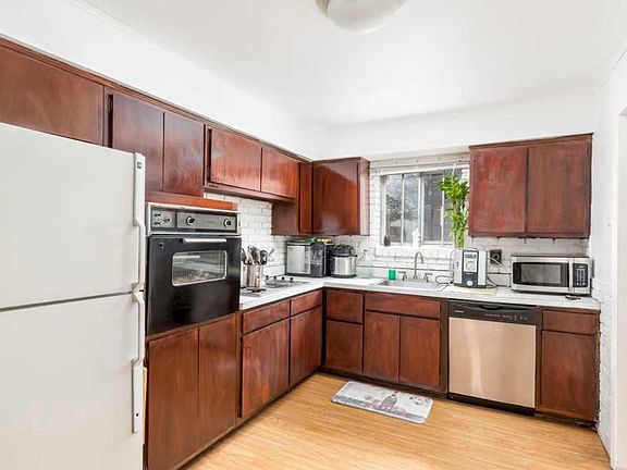 5th image of 174 Dakota Ave