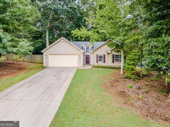 530 Flintlock Dr, Dacula, GA 30019