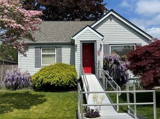 501 7th Ave NW, Puyallup, WA