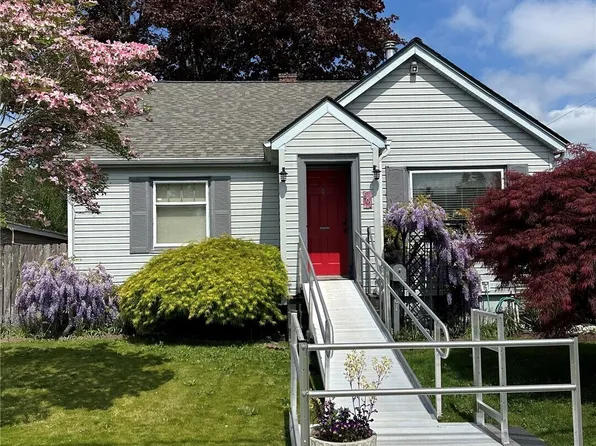 501 7th Avenue NW, Puyallup, WA 98371