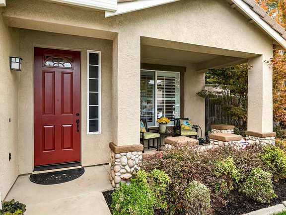 3rd image of 1511 Olympic Cir