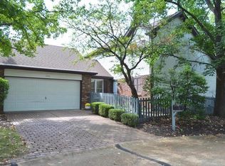 16364 Bellingham Dr, Chesterfield, MO 63017
