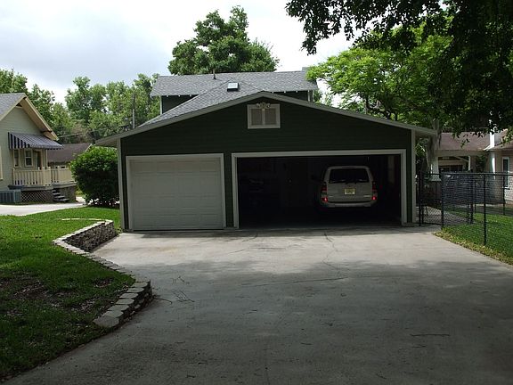 Rear alley access